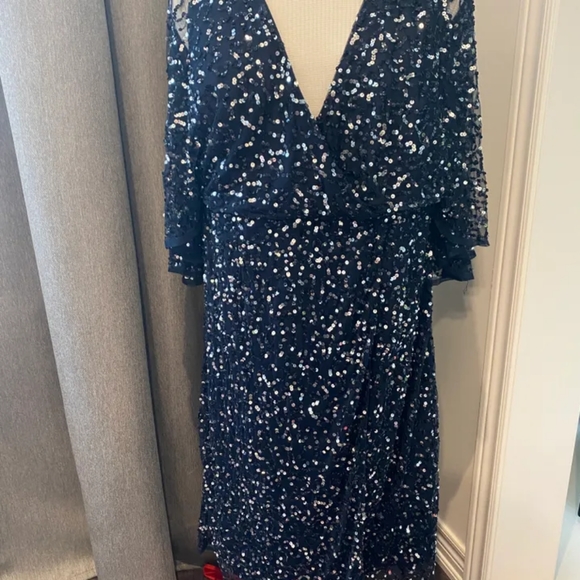 Maya Deluxe Curve delicate sequin wrap midi pencil dress in navy - Picture 2 of 8